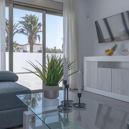 Apartment Family 1 Beachfront Corralejo By Holidays Home ภายนอก รูปภาพ
